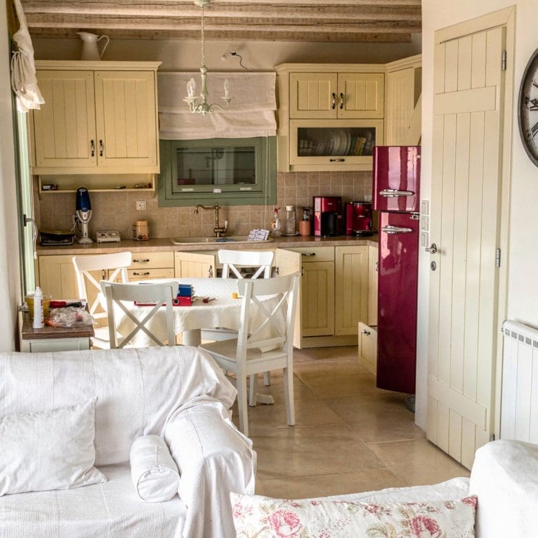 Kitchen and dining area in Kea (Tzia) luxury maisonette