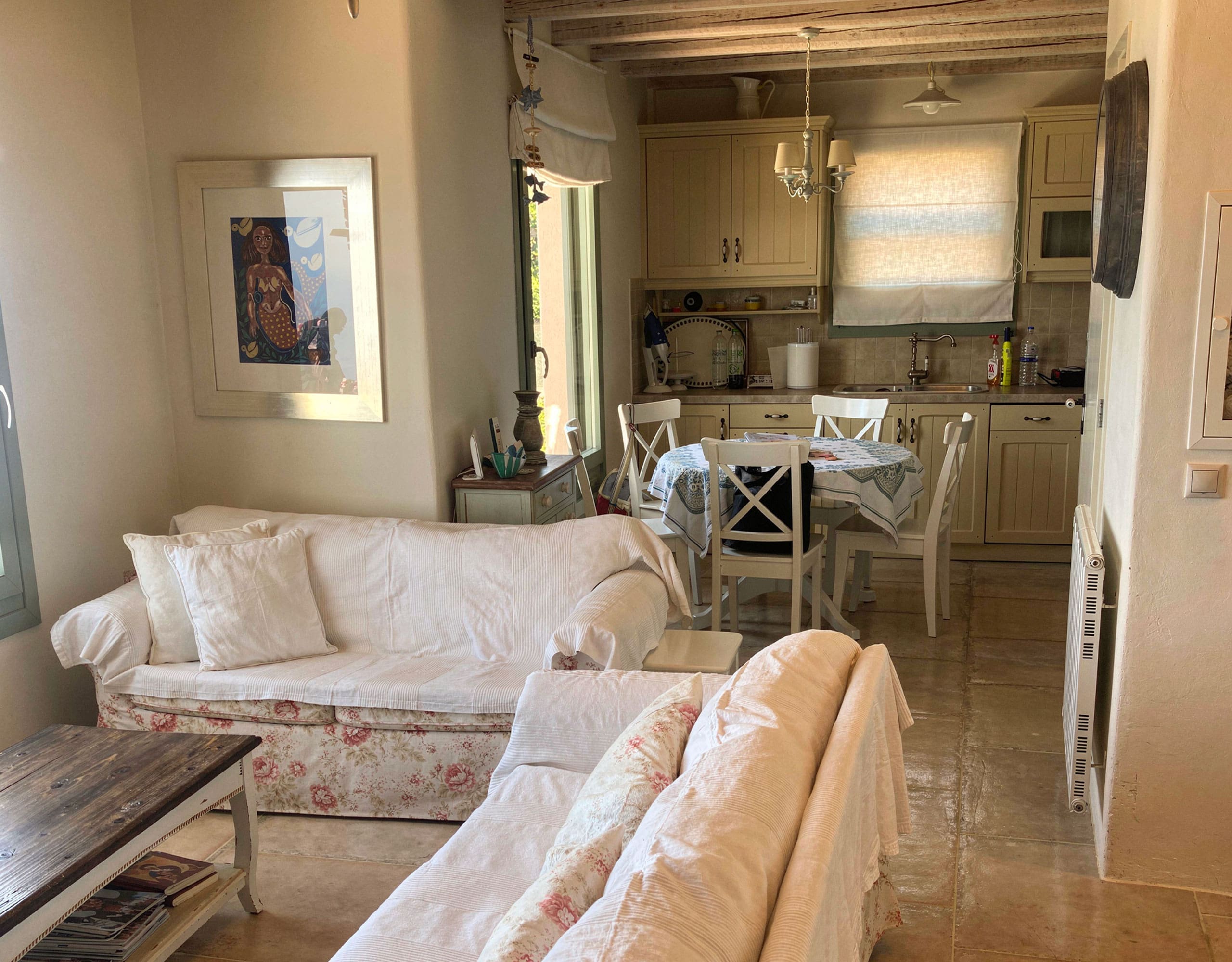 Open-plan living and dining area in Kea (Tzia) maisonette