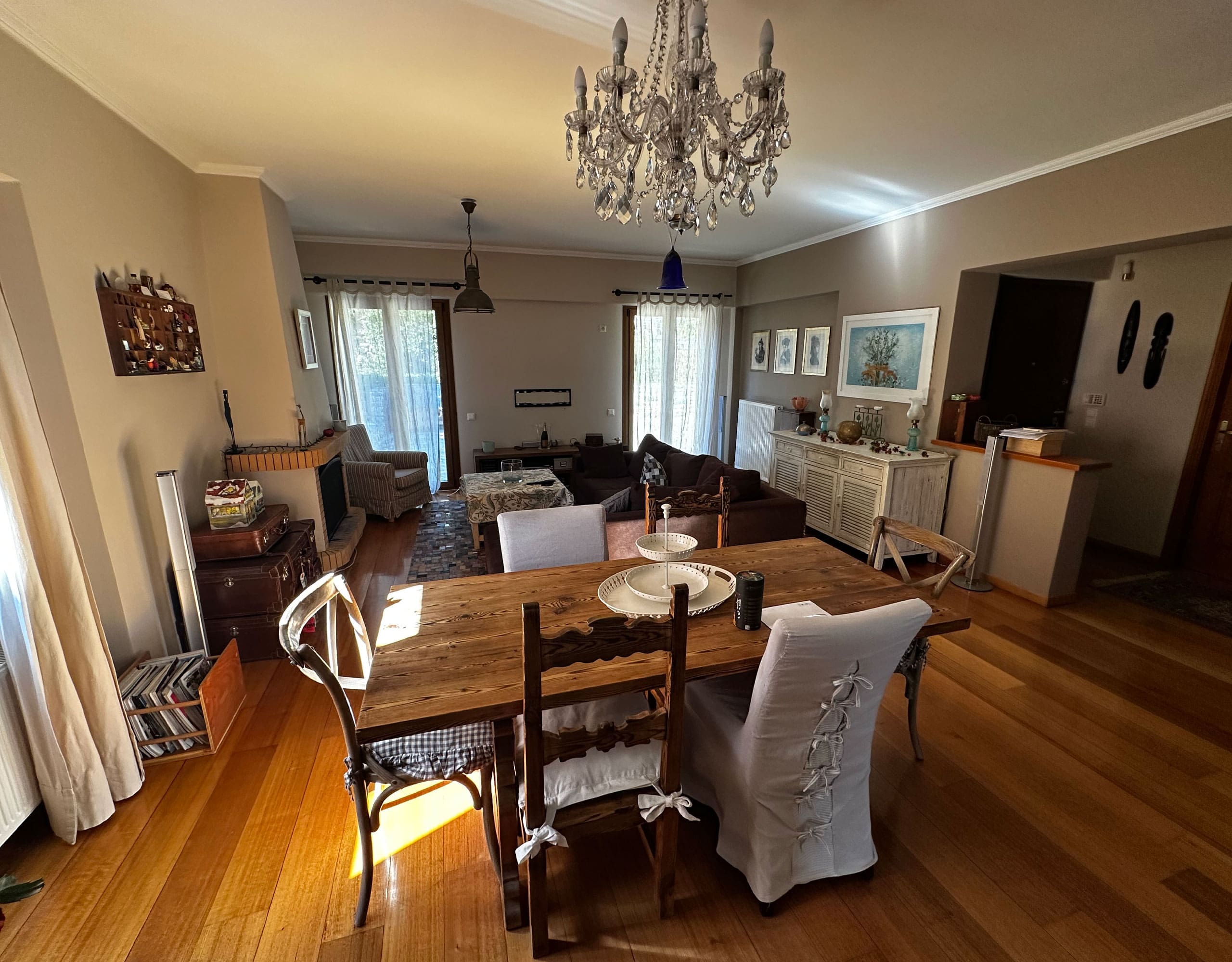 Plot | Thrakomakedones17