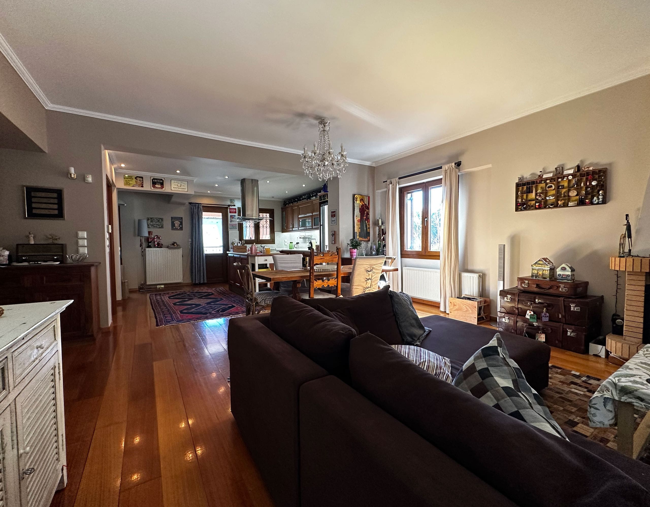 Plot | Thrakomakedones19